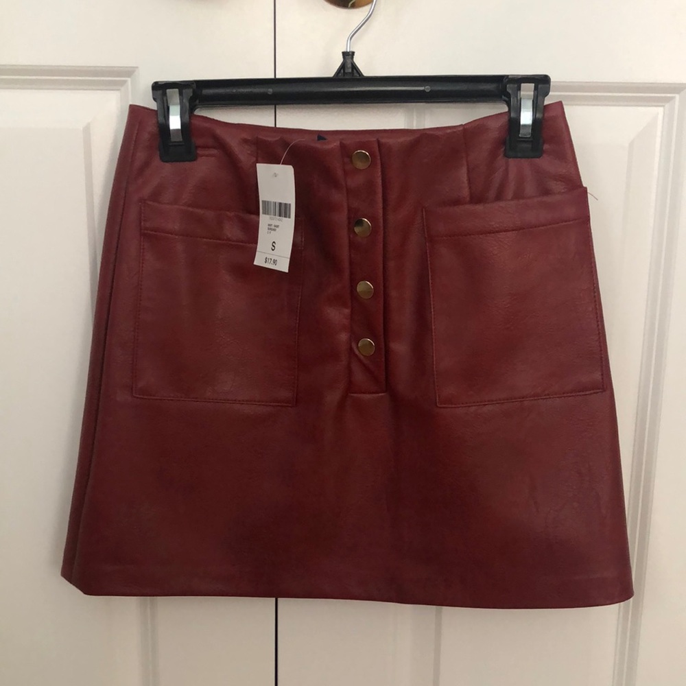 Red leather skirt NWT